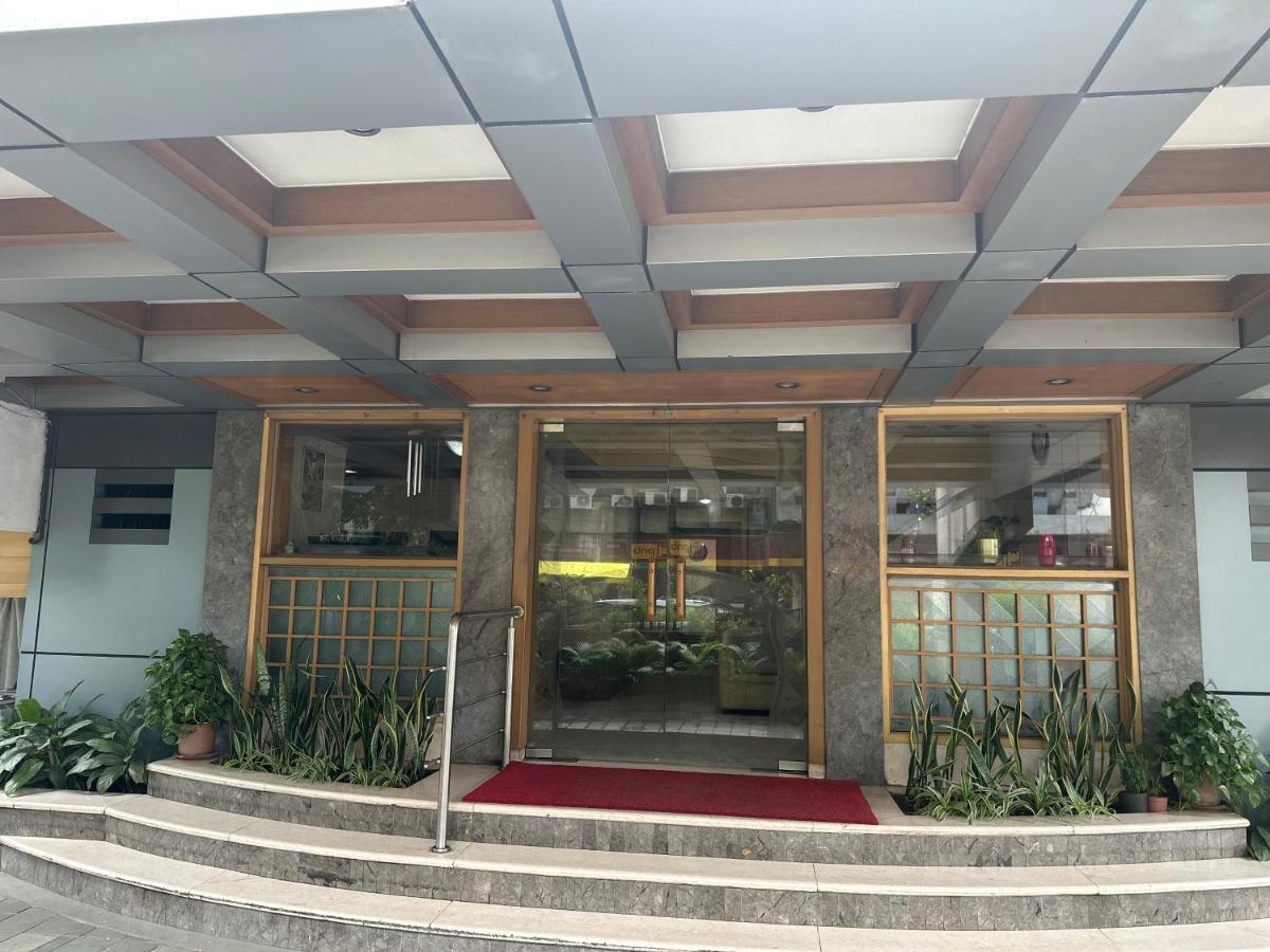 Hotel Ashirwad Пуне Екстер'єр фото