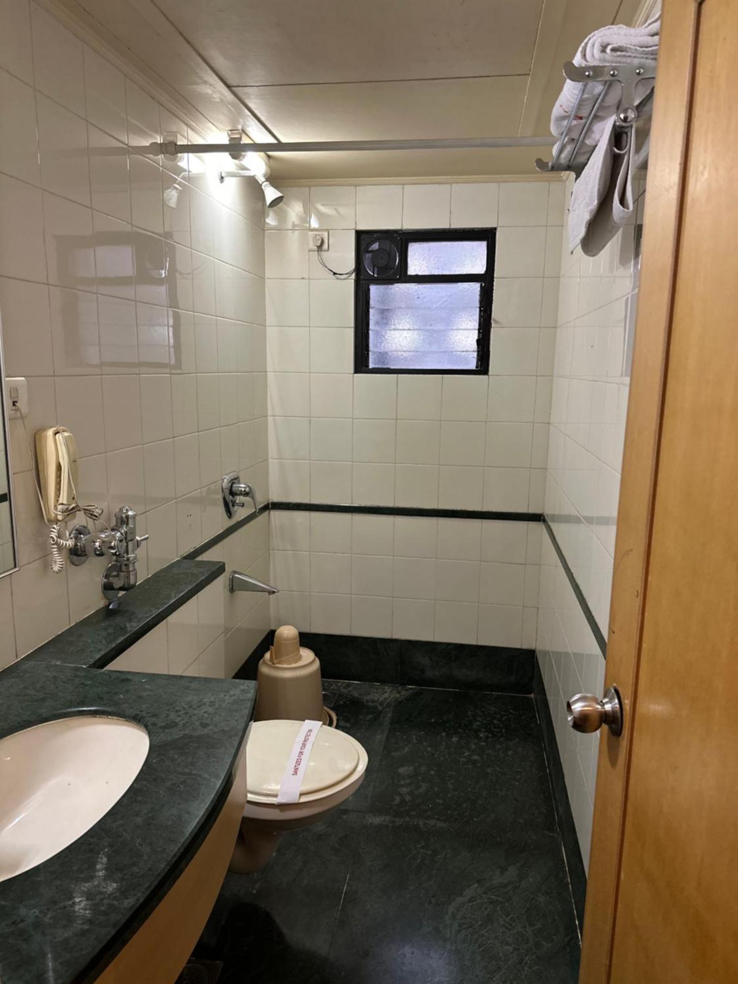 Hotel Ashirwad Пуне Екстер'єр фото